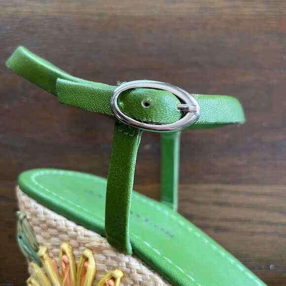 Ann Taylor Green Sunflower Wedge Sandals - Size 6.5 - Picture 6 of 11